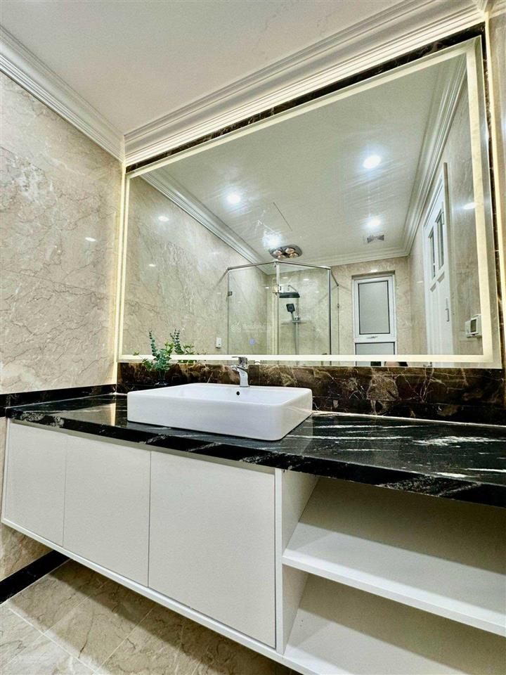 Chính chủ bán căn 2pn 75m2 tầng trung ban công đn đồ như hình, giá thương lượng (miễn tg)