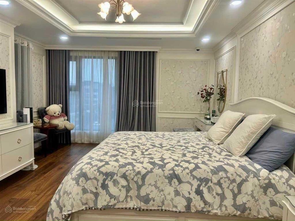 Cần bán gấp căn 3n full đồ tầng trung ban công đb 85m2 chung cư ck, giá thương lượng, đồ như ảnh