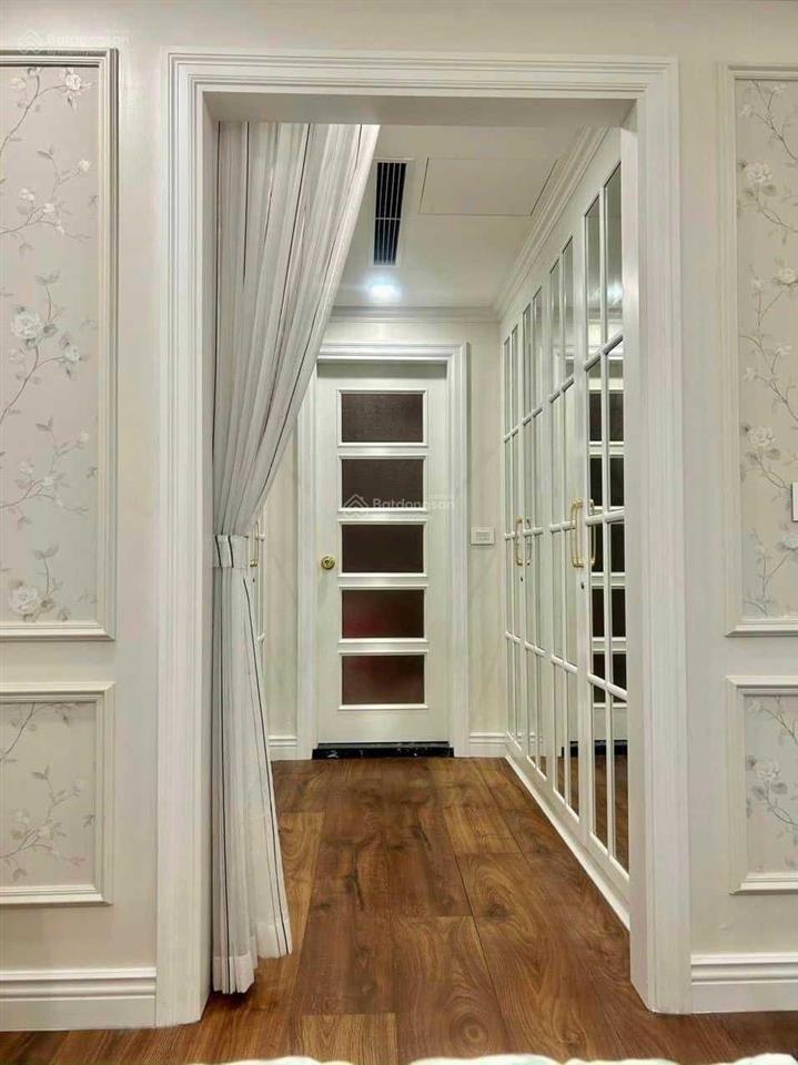 Cần bán gấp căn 3n full đồ tầng trung ban công đb 85m2 chung cư ck, giá thương lượng, đồ như ảnh