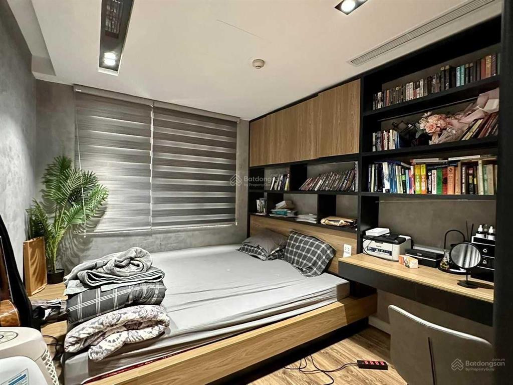 Cần bán gấp căn 3n full đồ tầng trung ban công đb 85m2 chung cư ck, giá thương lượng, đồ như ảnh