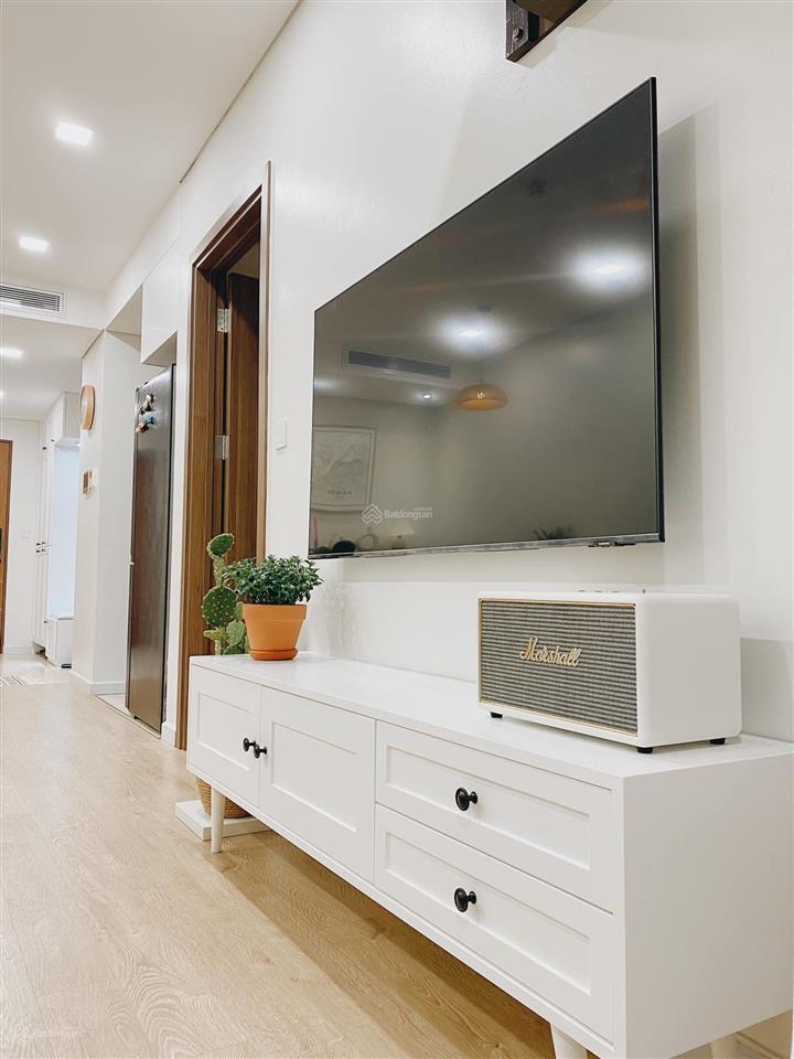 Bán gấp trong tháng cho khách thiện chí căn 2 ngủ ban công đn tại chung cư hà nội center point