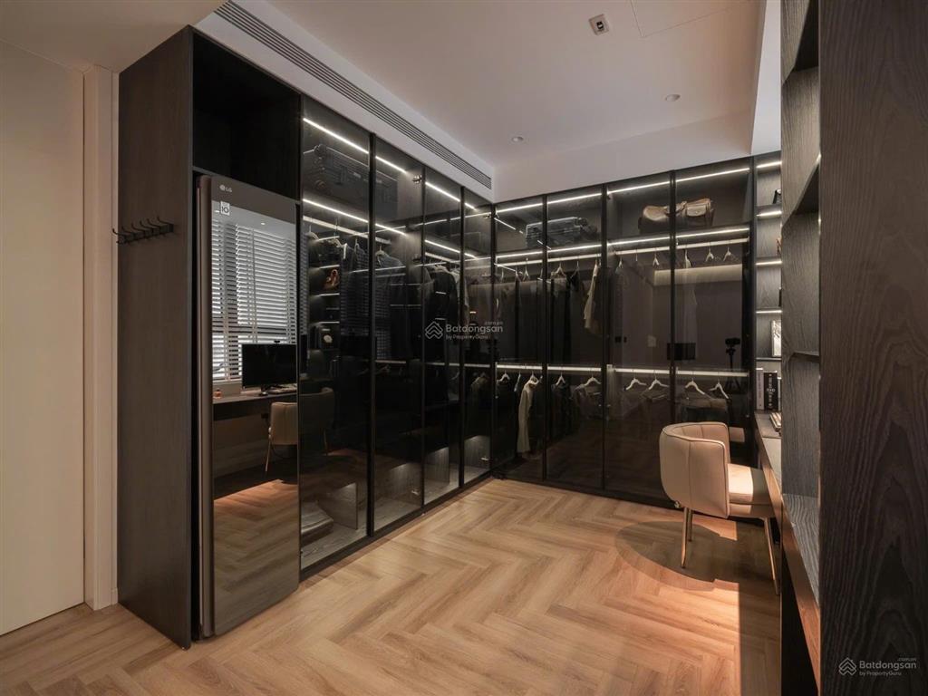 Chính chủ xuống mắt đất cần bán căn góc 148m2 tầng 10 chung cư ct4 vimeco nguyễn chánh  giá tl