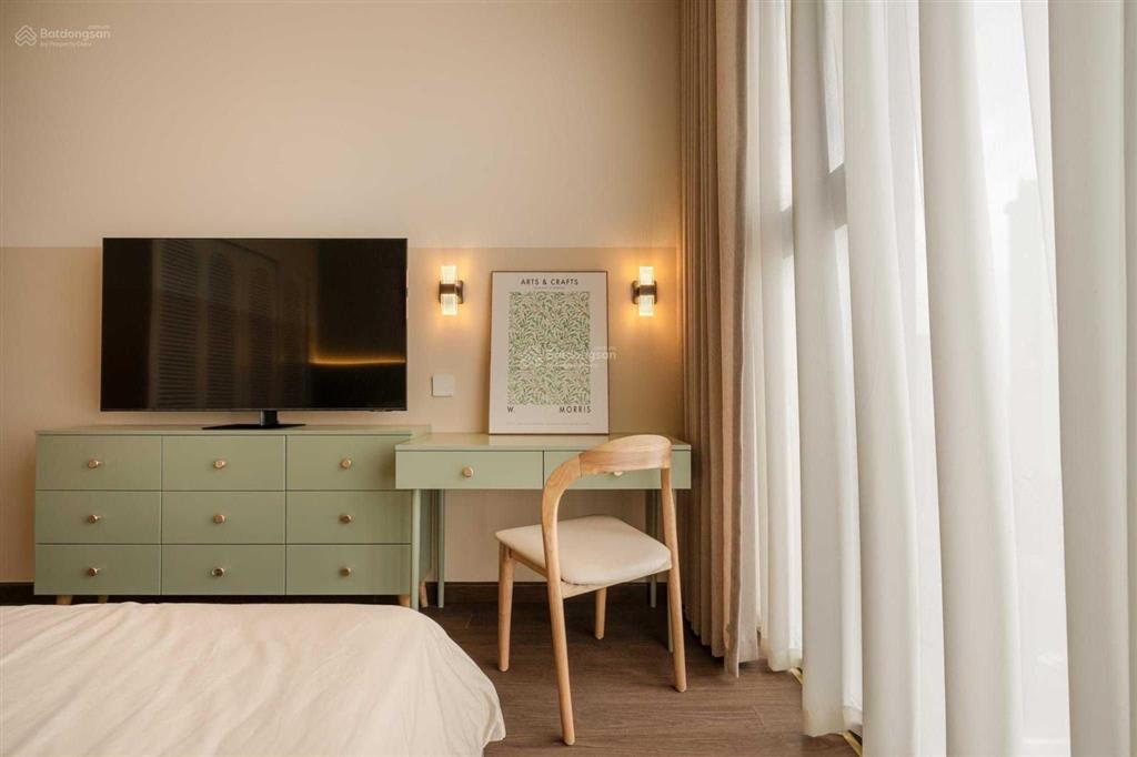 Đã hết hợp đồng thuê bán gấp căn hộ 2n tầng trung ban công đn cc golden palm giá có thương lượng