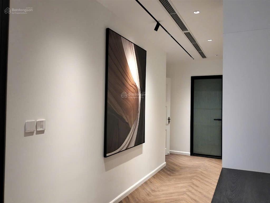 Cdt bán căn đập thông duy nhất trong tòa tầng 12 ban công đn thiết kế 4 ngủ pháp lý đầy đủ...