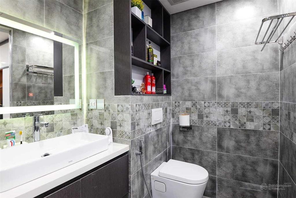 Chính chủ bán căn 2pn ban công đn tầng 15 chung cư 90 nguyễn tuân giá 7.25 tỷ.  0911 981 ***