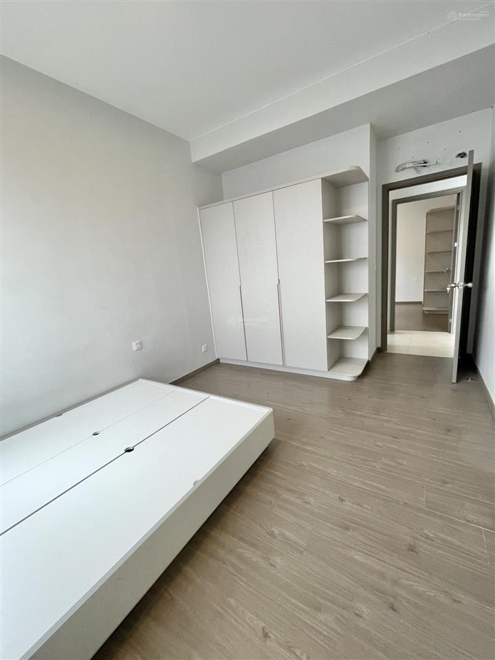 Bán căn 113m2, cc westgate, block c, tầng trung