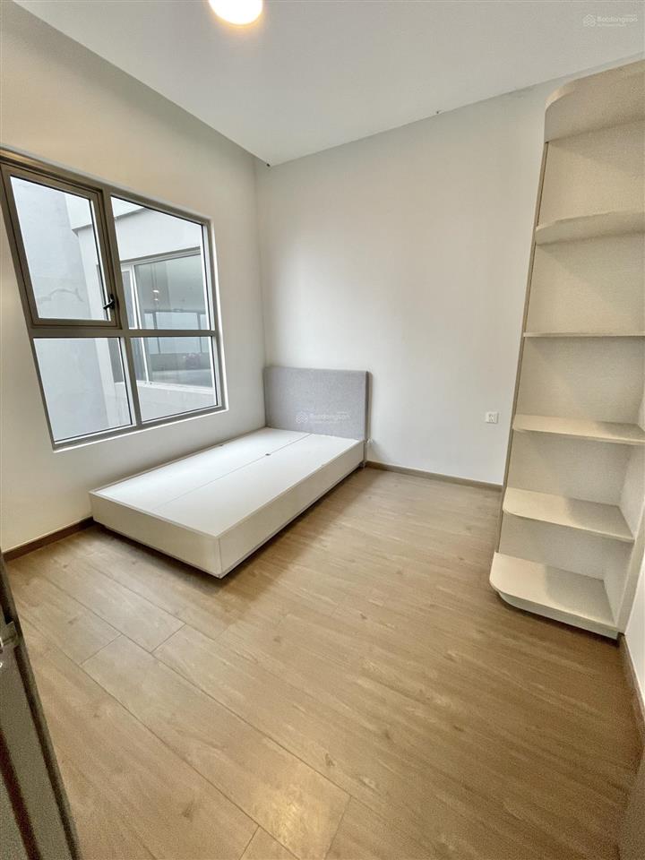 Bán căn 113m2, cc westgate, block c, tầng trung