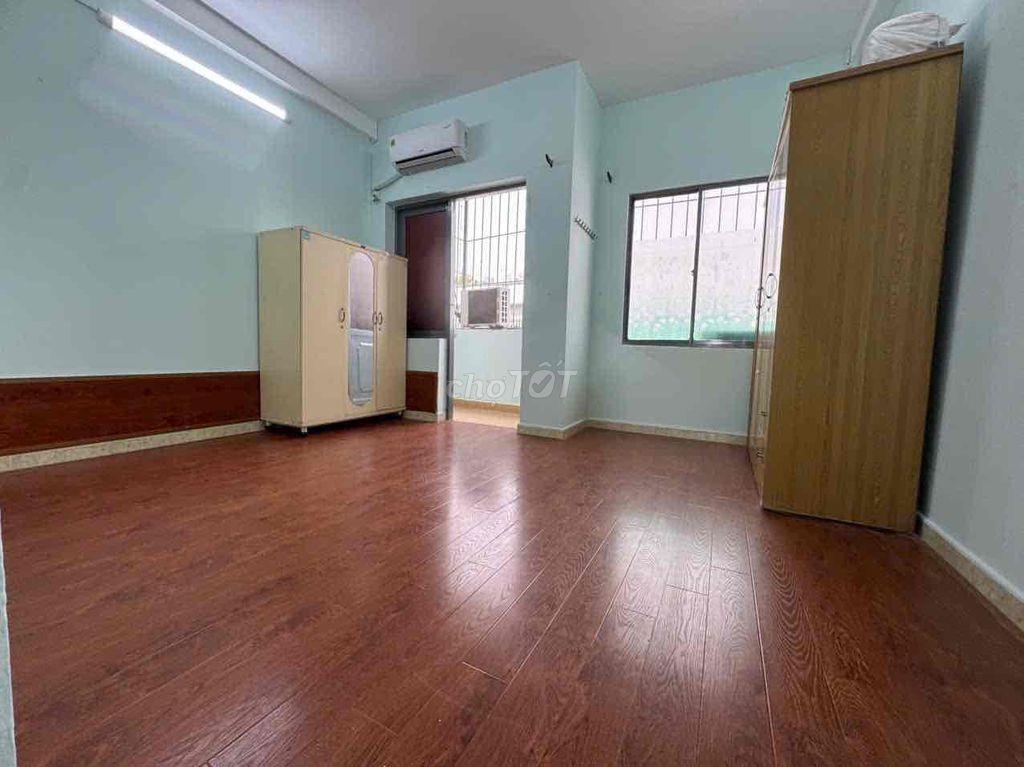 Chính chủ bán căn hộ 1PN, 1 WC, 45m2
