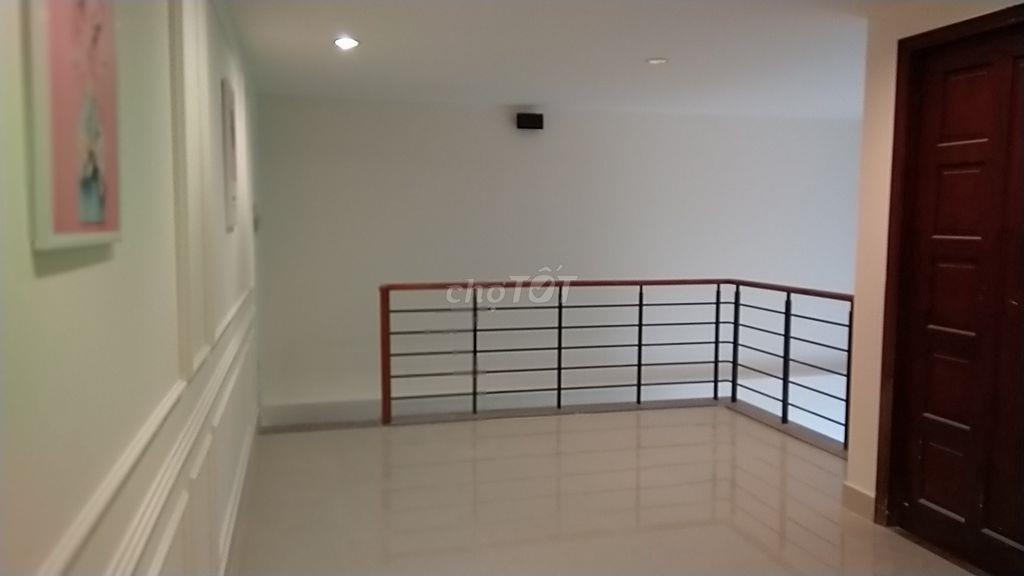 Cho thuê nhà duplex 112m2 tiện kinh doanh văn phòng