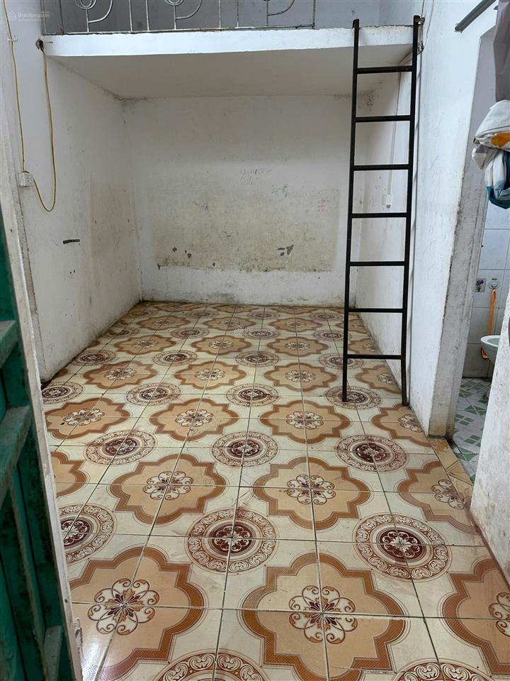 Cho thuê nhà số 25 ngõ 100 cổ nhuế