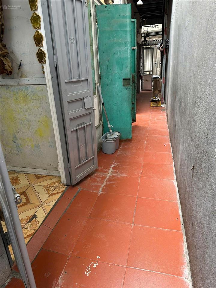 Cho thuê nhà số 25 ngõ 100 cổ nhuế