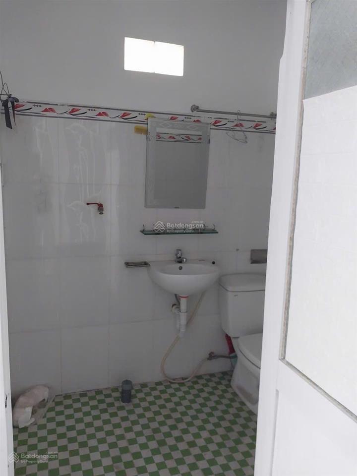 Chính chủ cho thuê nhà nguyên căn 3 tầng trần phú, nha trang  cách biển chỉ 50m