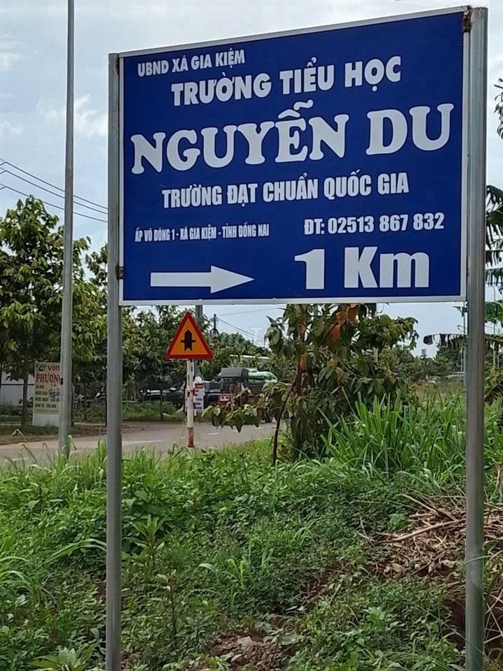 Nhà mặt tiền bán gấp chính chủ.