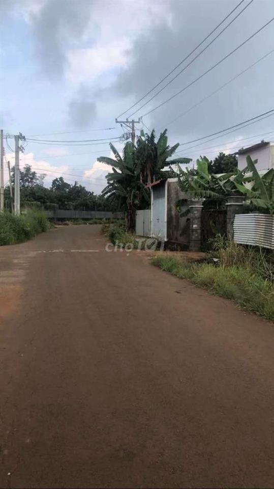 Nhà mặt tiền bán gấp chính chủ.