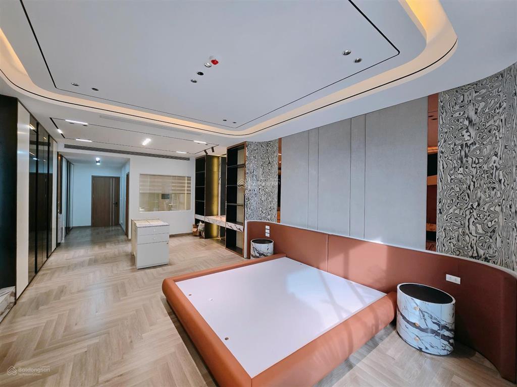 Bán nhà phân lô chân cầu vĩnh tuy, gần aeon mall, nhà 7 tầng, dt 85m2, mt 5m, 4pn, full nội thất