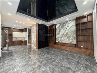 Bán nhà phố ngọc trì, gần hồ thạch bàn, 5 tầng, dt 50m2, mt 9.5m, 3pn, có thang máy, 2026