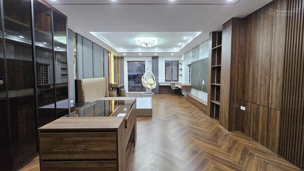 Bán nhà ngõ 206 cổ linh, chân cầu vĩnh tuy, 7 tầng, dt 80m2, mt 5m, 4pn, full nội thất, thang máy