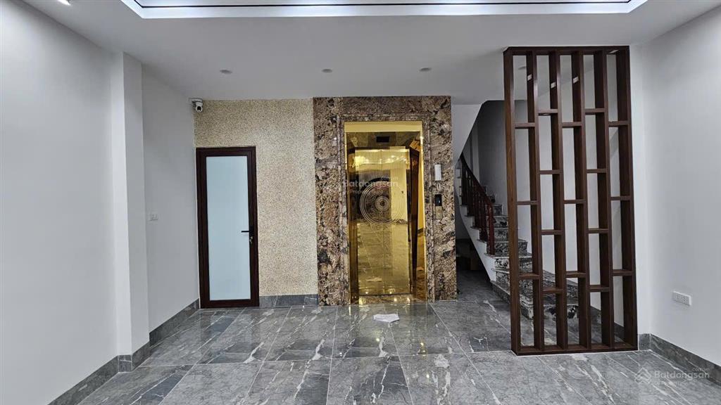 Bán nhà ngõ 206 cổ linh, chân cầu vĩnh tuy, 7 tầng, dt 80m2, mt 5m, 4pn, full nội thất, thang máy