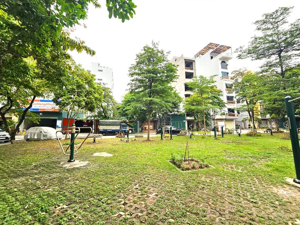 Hàng hiếm tại đất phân lô, vỉa hè, tại thạch bàn, 13,95 tỷ, 40m2, bán đất siêu đẹp!