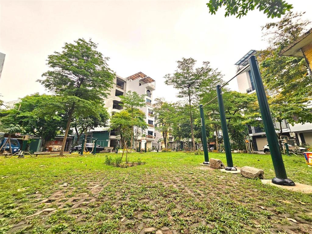 Hàng hiếm tại đất phân lô, vỉa hè, tại thạch bàn, 13,95 tỷ, 40m2, bán đất siêu đẹp!