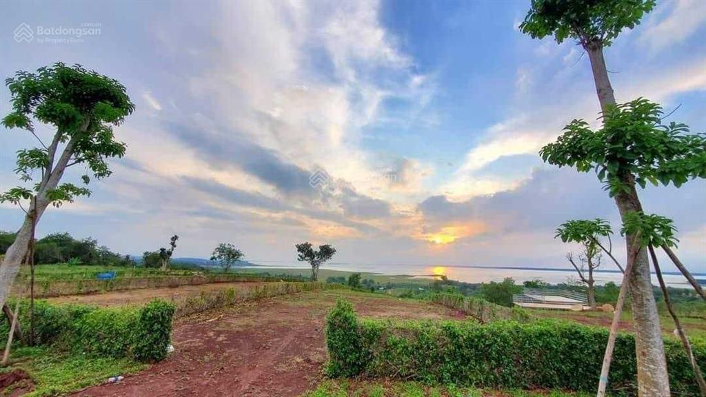 Chính chủ  bán 1000m2 đất view hồ trị an tại túc trưng, định quán, đồng nai