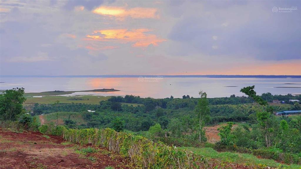 Chính chủ  bán 1000m2 đất view hồ trị an tại túc trưng, định quán, đồng nai