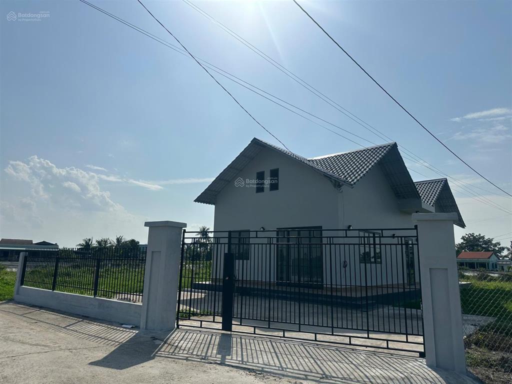 Bán nhà vườn hiện đại 916m2 tại ấp 1, xã lạc tấn, tân trụ  long an