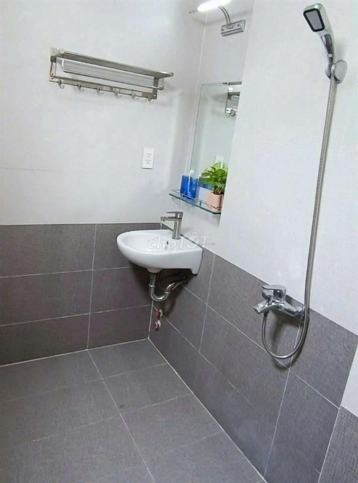 PHÒNG MỚI ĐẦY ĐỦ NT 25M² NGAY SIÊU THỊ GO Q7