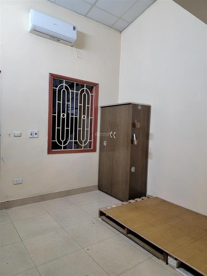 Cho thuê phòng trọ khép kín 25 m2 có gác xép