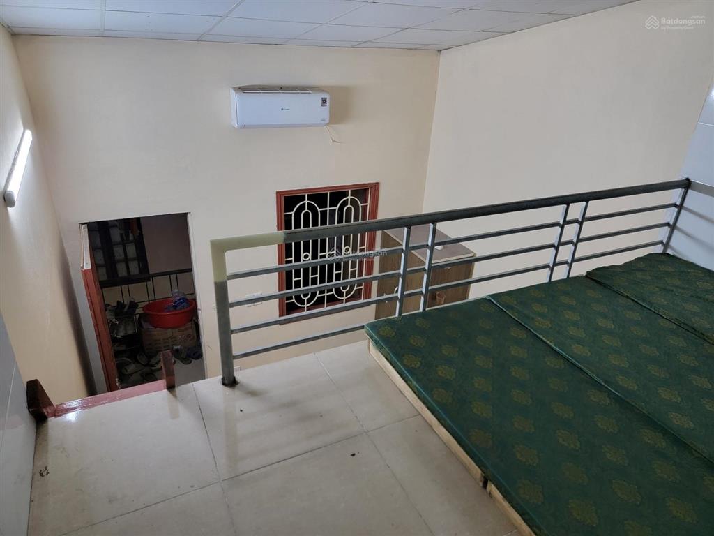 Cho thuê phòng trọ khép kín 25 m2 có gác xép