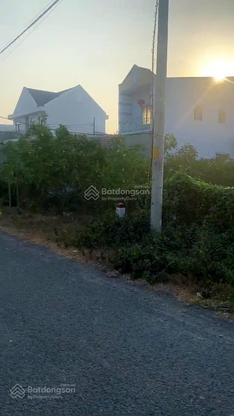 Bán lô đất mt đường đê bao rạch gia,tân quý tây,bình chánh 3tỷ4 thương lượng 175m2 5.7x30 nở hậu 6m