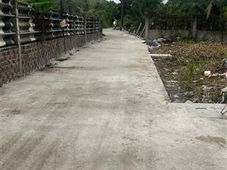 Bán đất thổ cư 100m2 5x20 giá 2 tỷ thương lượng ở xã qui đức huyện bình chánh hồ chí minh