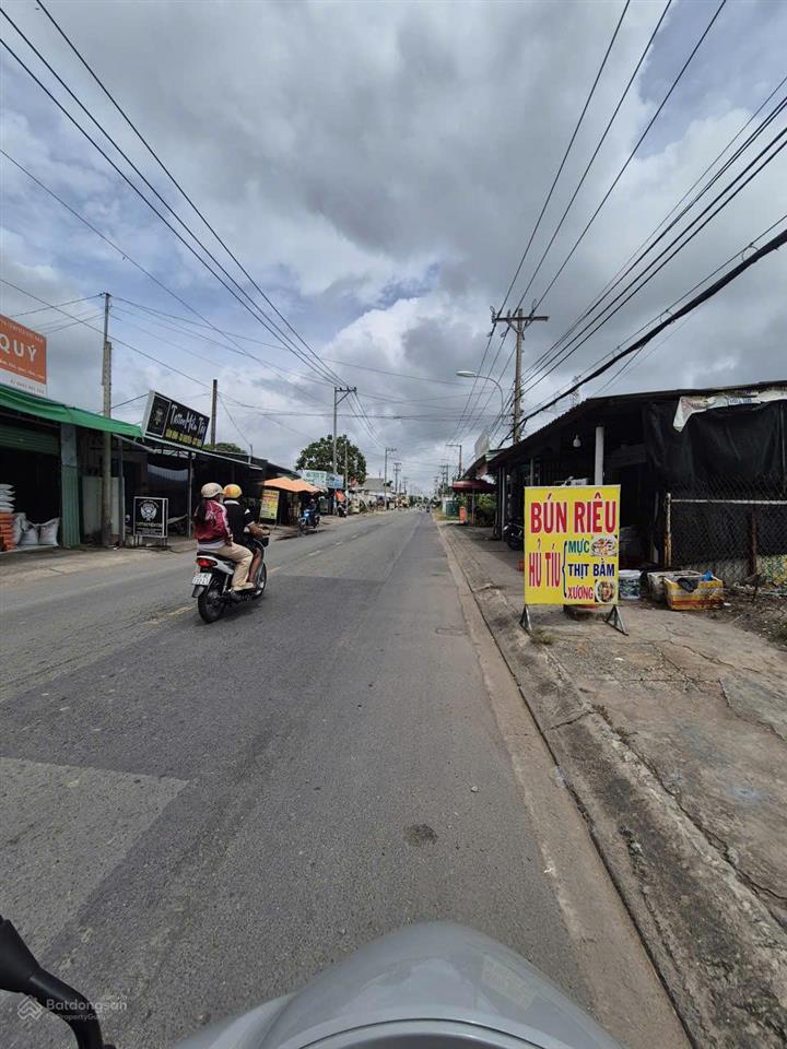 Cần bán đất mt hoàng phan thái, bình chánh, hồ chí minh 1259m2 có 1122m2 ođt giá 45 tỷ thương lượng