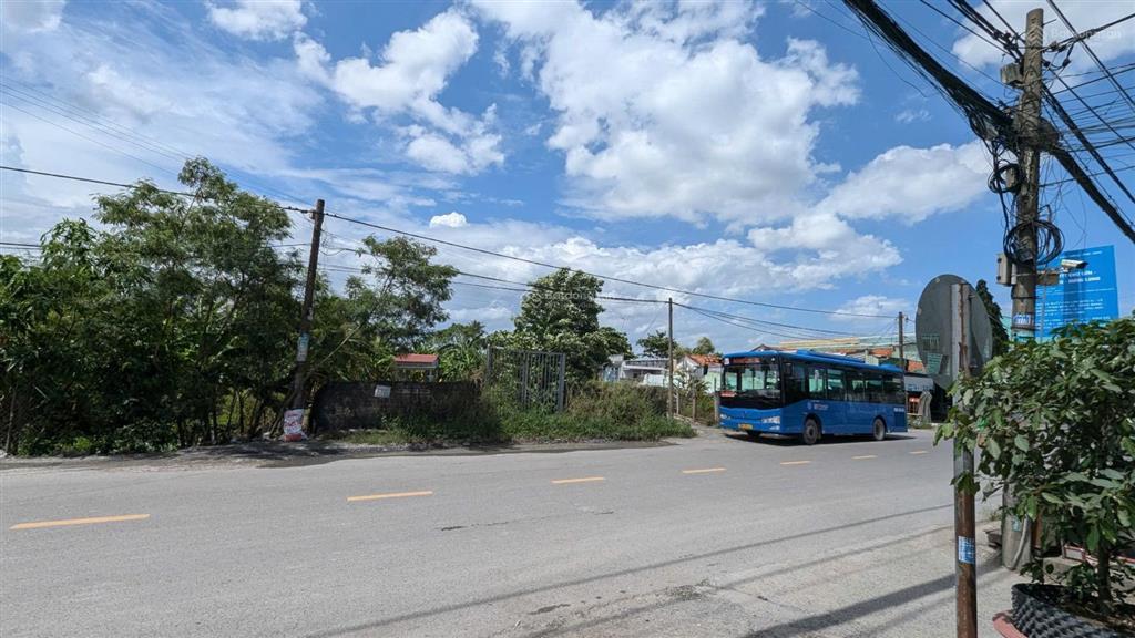 Bán đất mt đoàn nguyễn tuấn, hưng long, bình chánh 5x36m, 181m2, 97m2 thổ cư 4,2 tỷ bớt lộc