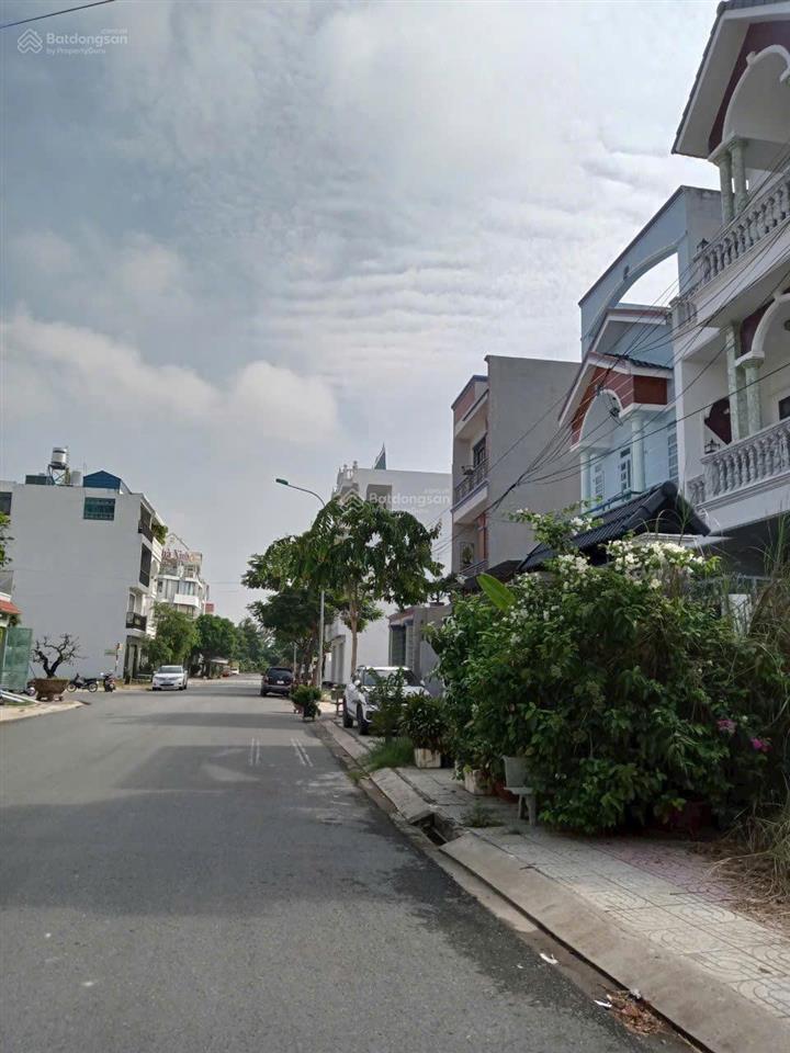 Bán nền đất thổ cư đường số 12 kđt 5 sao 1 đinh đức thiện phước lý cần giuộc 2,5 tỷ 88 m2 5.5x16
