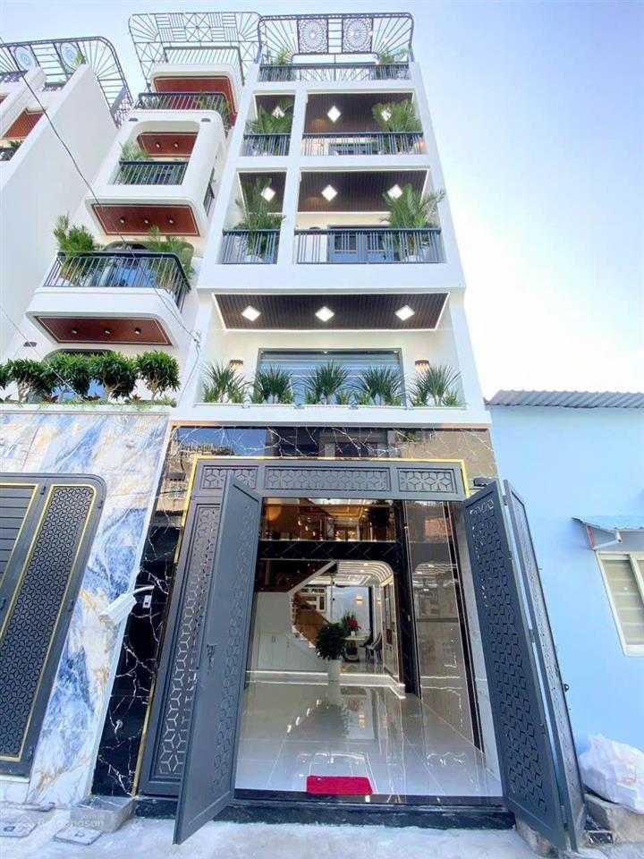 Nhà mới xây tìm gia chủ mới ngay chợ cầu đồng và ngã tư ga nên rất thuận tiện. đầy đủ tiện nghi