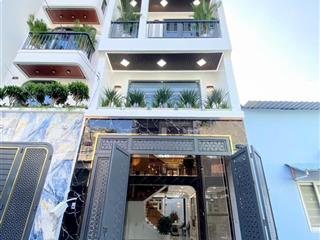 Nhà mới xây tìm gia chủ mới ngay chợ cầu đồng và ngã tư ga nên rất thuận tiện. đầy đủ tiện nghi