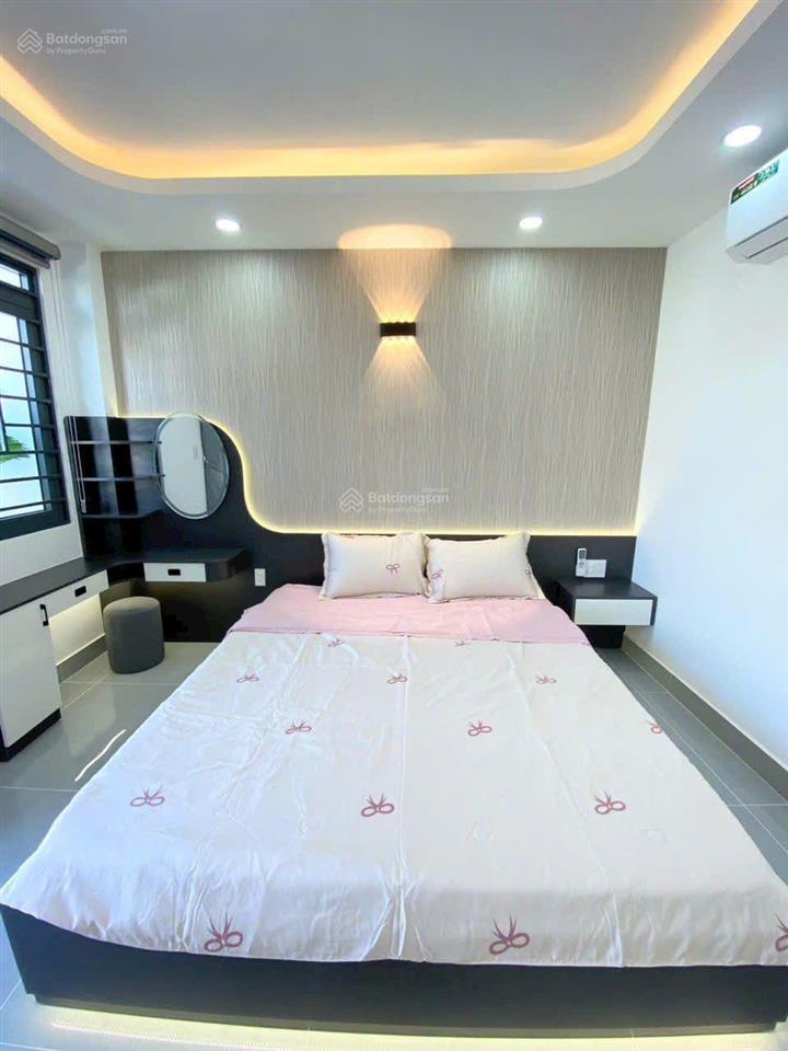 Nhà mới xây tìm gia chủ mới ngay chợ cầu đồng và ngã tư ga nên rất thuận tiện. đầy đủ tiện nghi