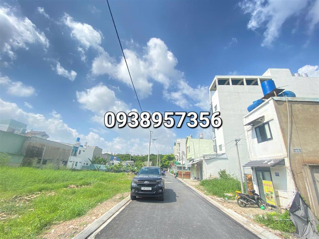 Chính chủ cần bán gấp lô đất thạnh xuân 33, q12. đường xe hơi 6m, gần chợ trường học, siêu thị
