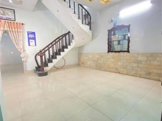 Bán nhà 3 Tầng 2 MẶT TIỀN siêu hiếm kinh doanh đa ngành,gần ĐHQG TPHCM