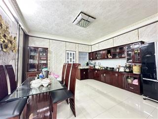 Bán nhà 3 Tầng Dĩ An,SHR thổ cư,đường 2 ô tô thông thoáng,gần Vincom Dĩ An