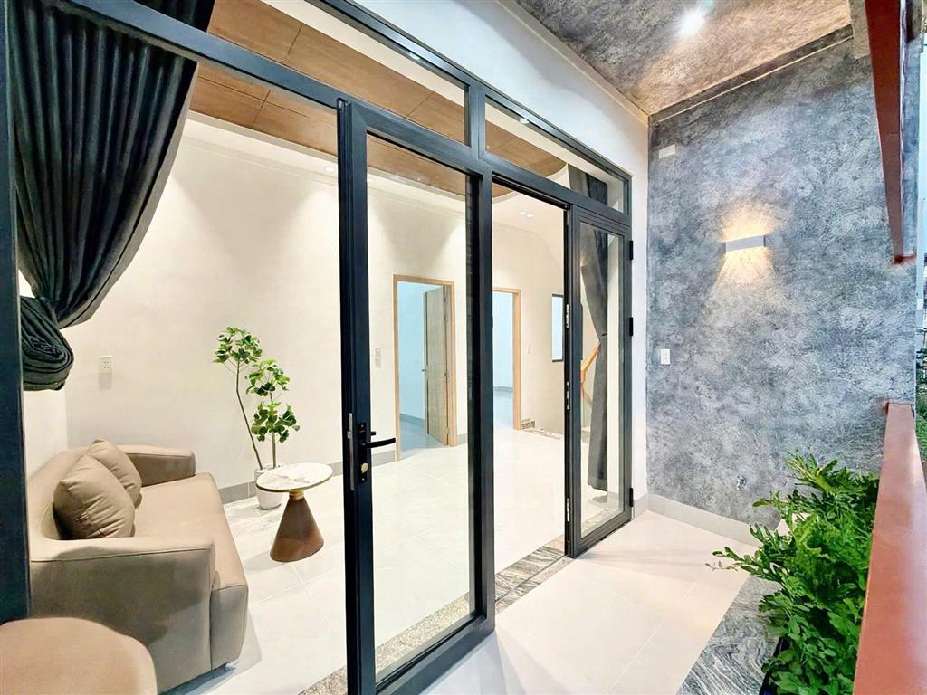 Bán nhà 3 Tầng Trung Tâm TP.Đồng Nai,SHR đường ô tô,gần Quảng Trường