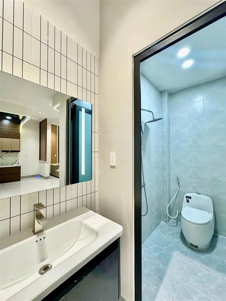 Bán nhà 3 Tầng Trung Tâm TP.Đồng Nai,SHR đường ô tô,gần Quảng Trường
