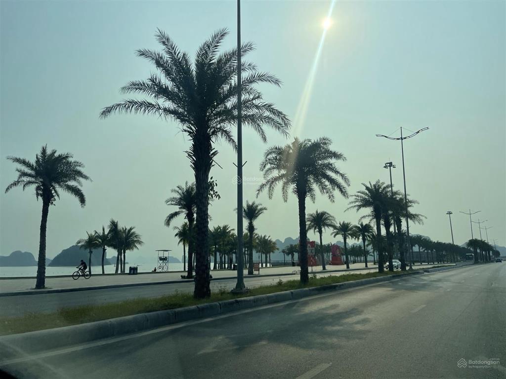 Đất mặt biển vip quay bãi tắm hòn gai phường hạ long