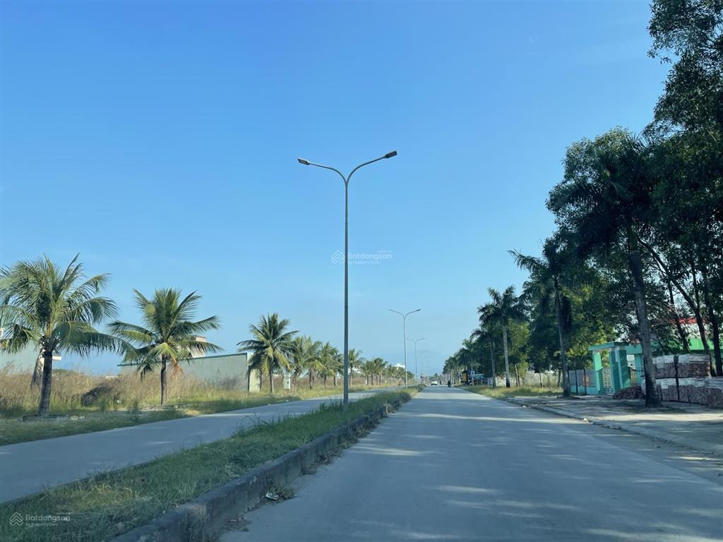 Duy nhất ô góc 3 mặt tiền trục 31m cao xanh hka.