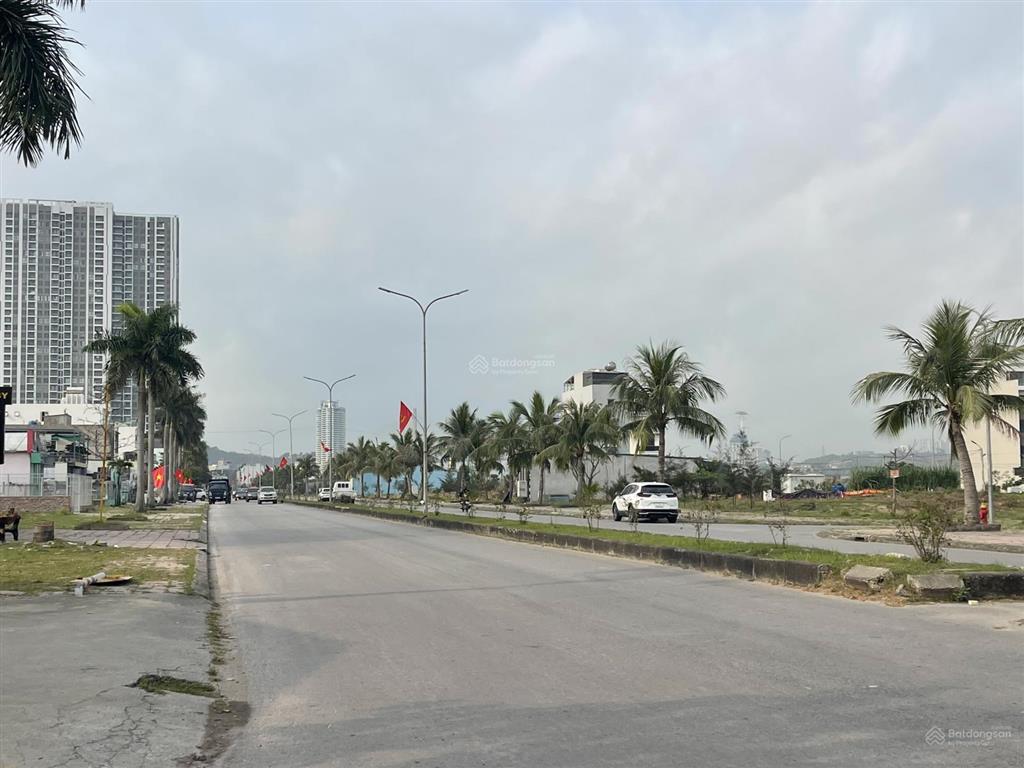 Duy nhất ô góc 3 mặt tiền trục 31m cao xanh hka.