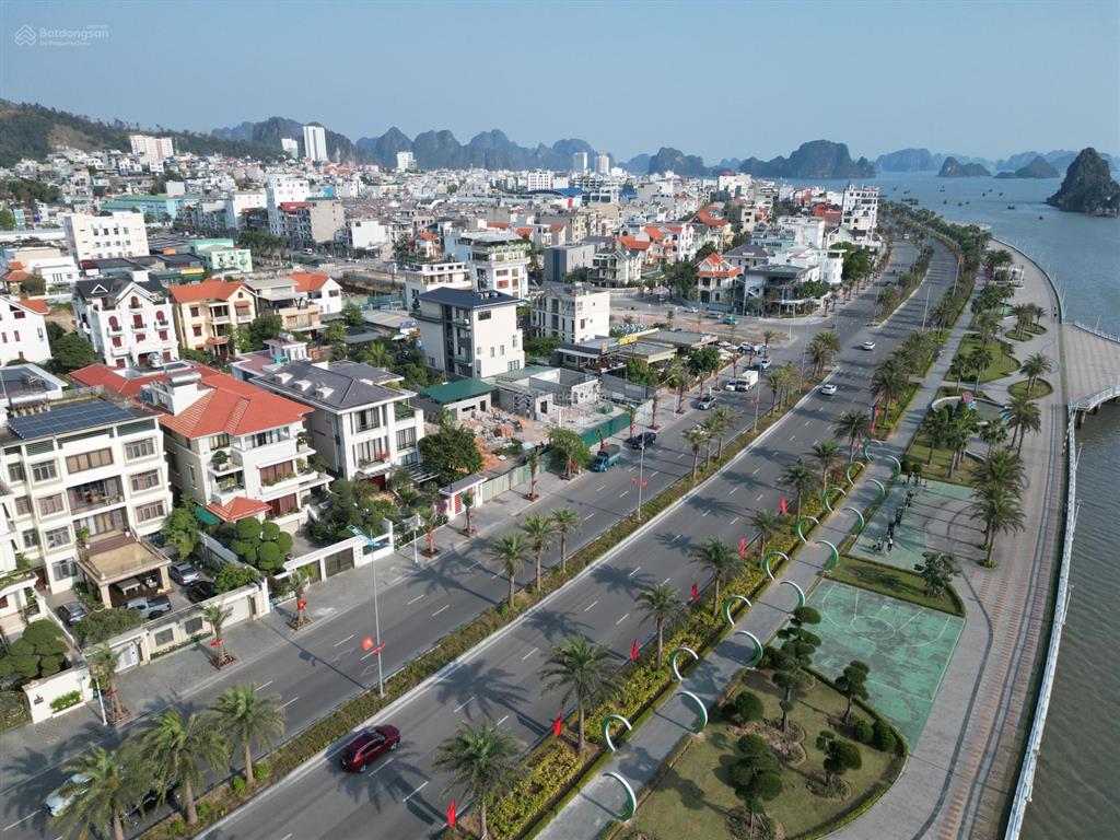 Đất biệt thự vip 296m2 mặt biển phường hồng hải, hạ long. giá thiện chí bán.