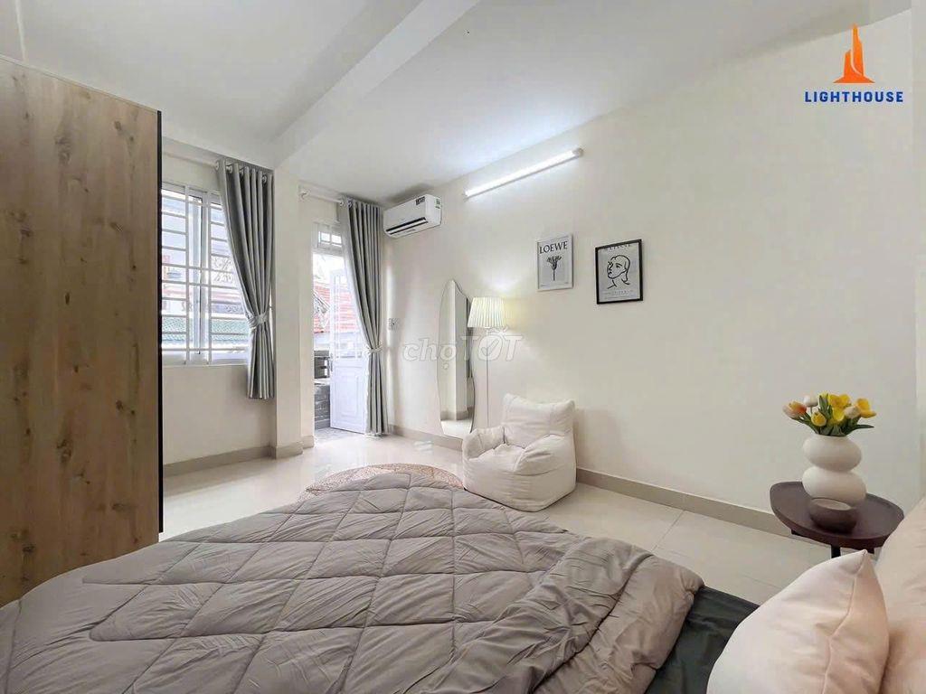 Studio View Thoáng, Ban Công Riêng - Gần Emart, CV Gia Định & Sân Bay