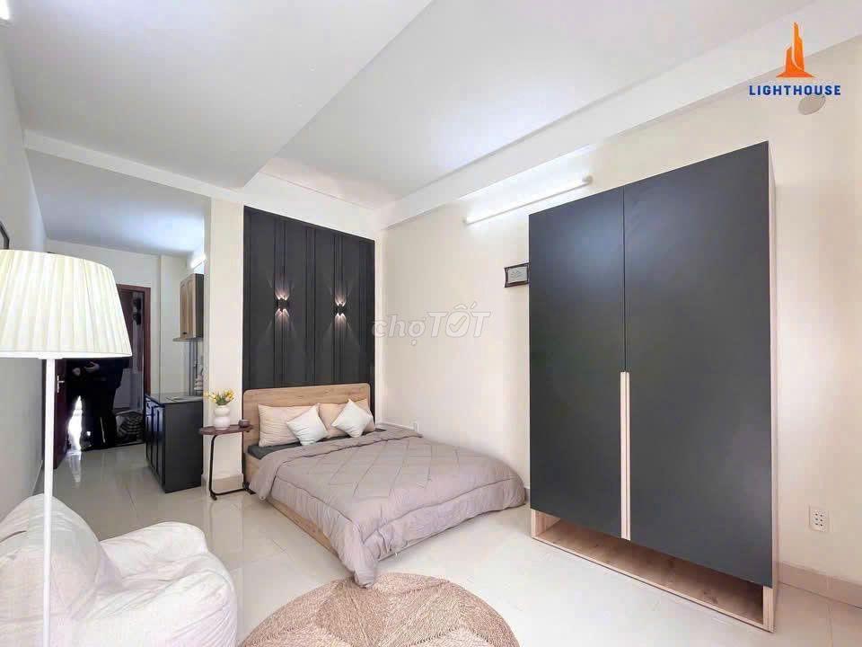 Studio View Thoáng, Ban Công Riêng - Gần Emart, CV Gia Định & Sân Bay
