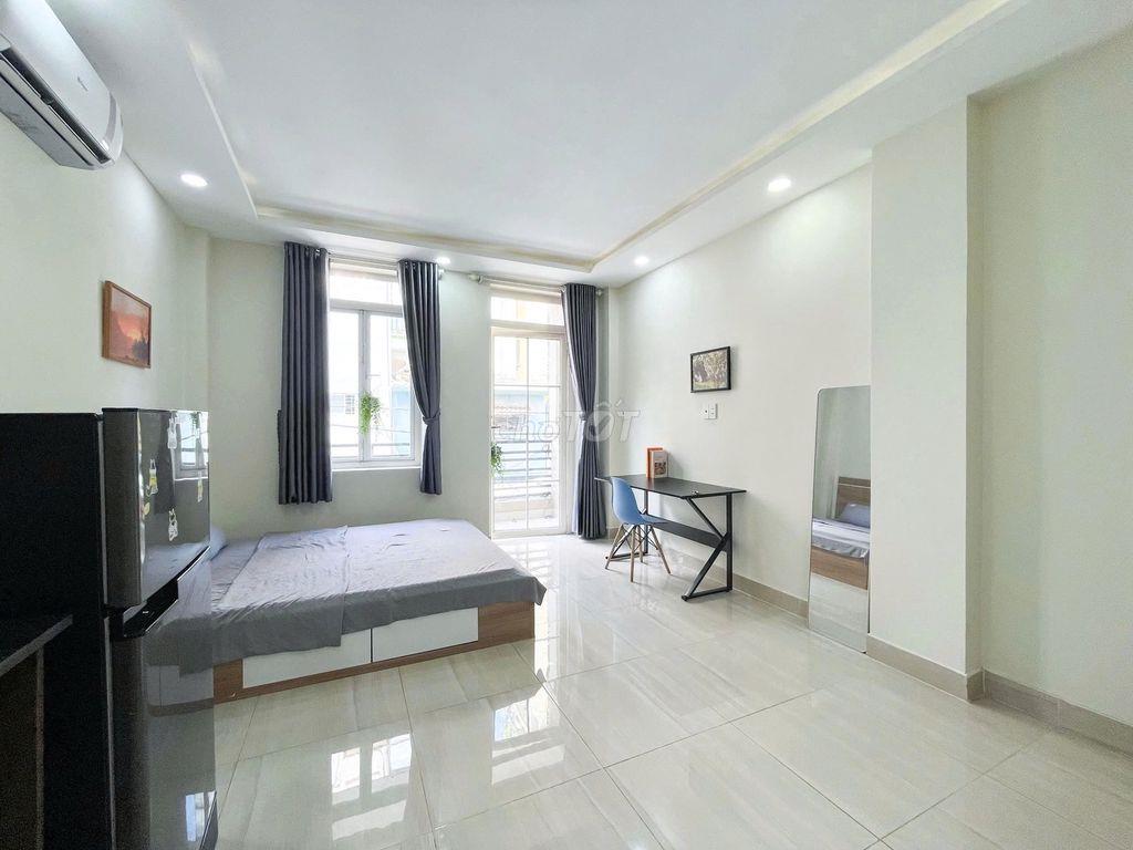 STUDIO TÔ HIẾN THÀNH Q10 – FULL NT, BAN CÔNG RIÊNG, GẦN ĐH BÁCH KHOA